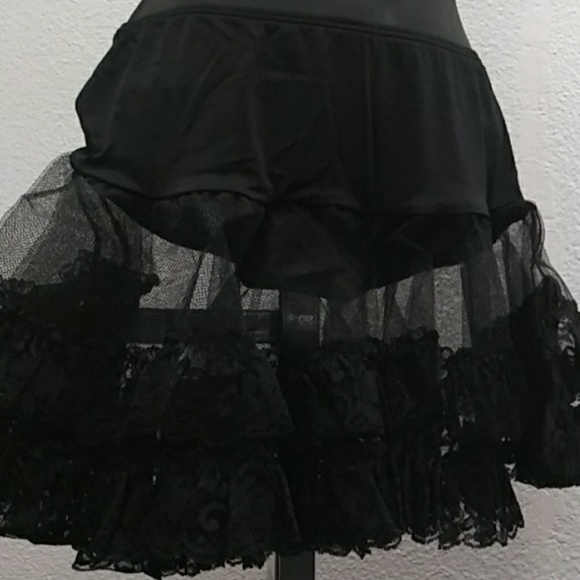 Ruffled laced see through Skirt/Peticoat - Picture 4 of 4